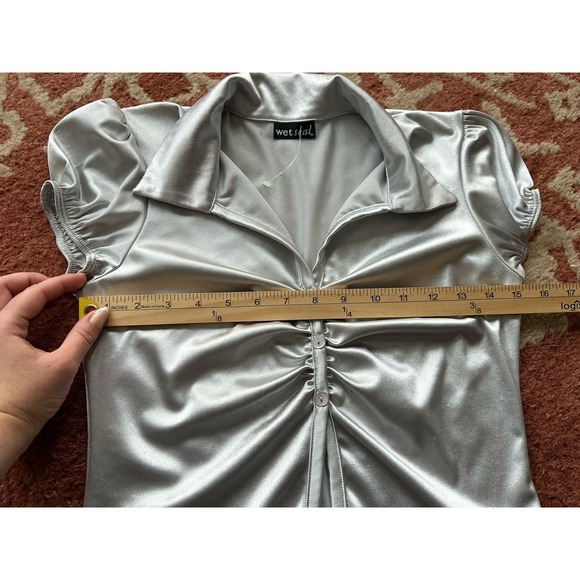 Wet Seal Y2K Silver Babydoll Blouse Top M Medium - Picture 6 of 8